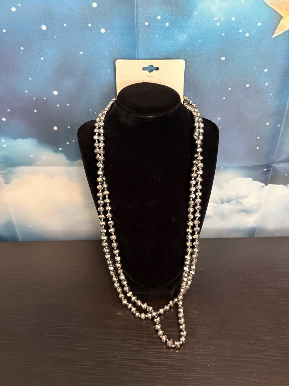 Riah Fashion long knotted glass bead necklace gray gunmetal. New.